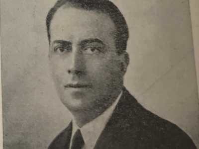 Giacinto (nella foto) e Luigi Lamacchia -  Neanche ventenni, nel 1909 i due fratelli aprirono un locale commerciale nel settore dell�abbigliamento in via Vittorio Veneto...